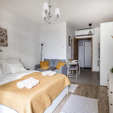Apartment Stylish And Cozy Studio In The Heart Of The City *